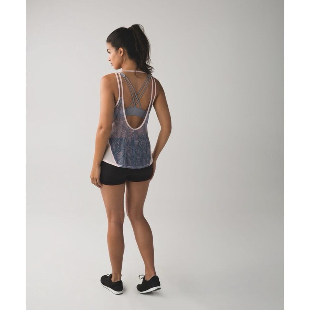 Lululemon Cool To Street Tank in Blush Quartz / Banana Leaf Blush Quartz